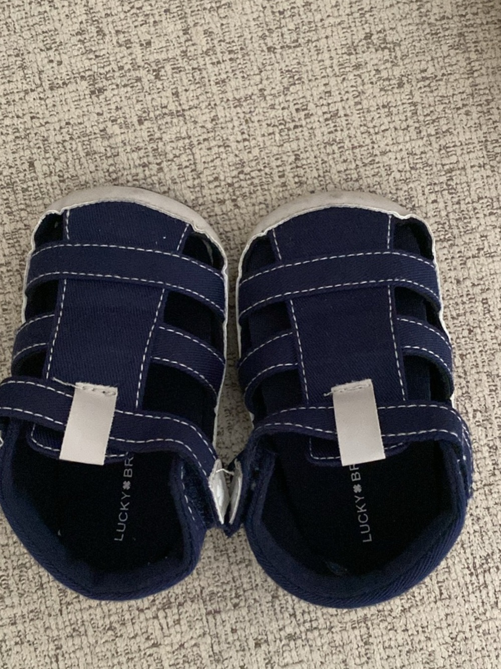 Lucky Brand Crib Shoes size 4